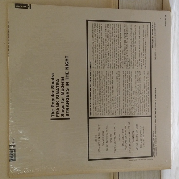 Vintage Frank Sinatra Strangers In The Night LP Vinyl Reprise Records FS-1017 - Picture 2 of 5
